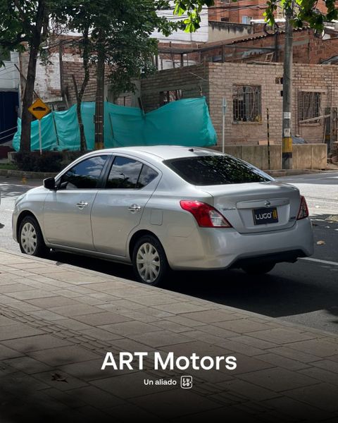 Nissan Versa Sense 2016 Mecánico 1.6 Único Dueno - imagen secundaria 2
