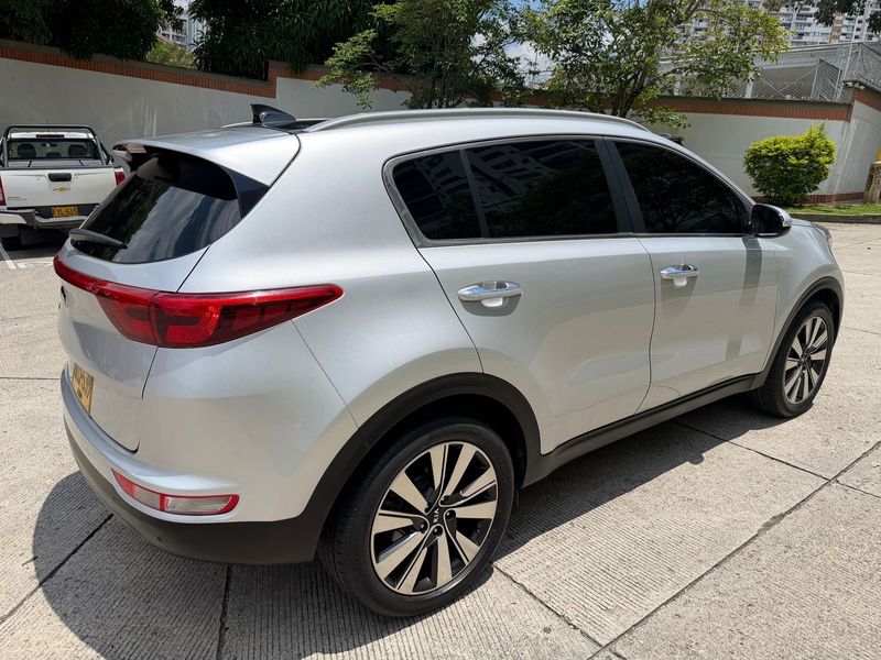 Kia Sportage EX - imagen secundaria 2