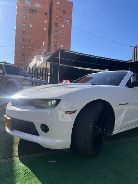 Chevrolet Camaro 2014 RS Cabrio - imagen secundaria 1