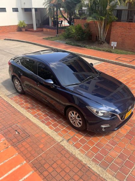 MAZDA 3 TOURING 2015 - imagen secundaria 1