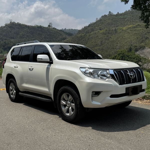 Toyota Prado txl 2020 diesel blindaje 2 plus - imagen secundaria 2