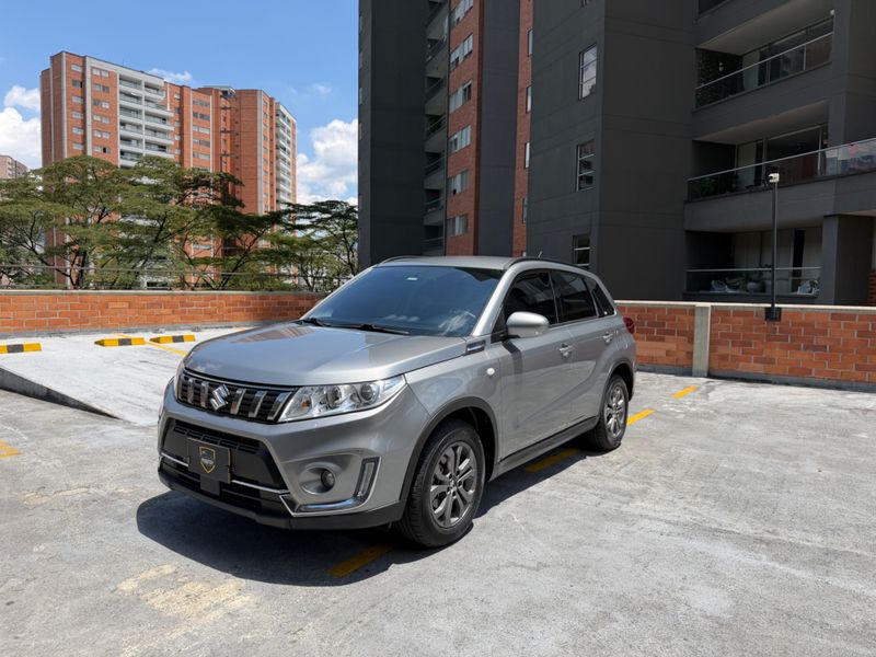 Suzuki Vitara Live Automática - imagen secundaria 1