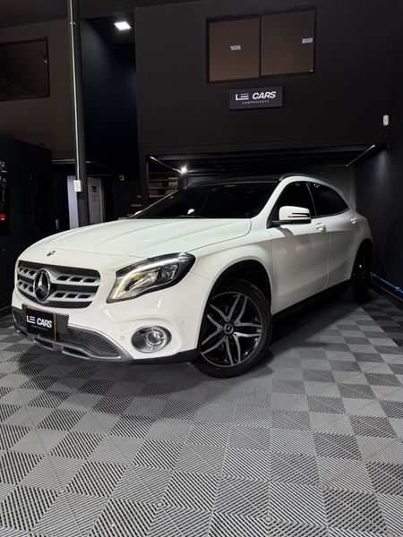 Mercedes Benz Gla200 2020 - imagen secundaria 2