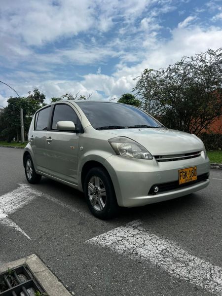 Dahiatsu sirion AT. 1.3 2008 - imagen secundaria 1