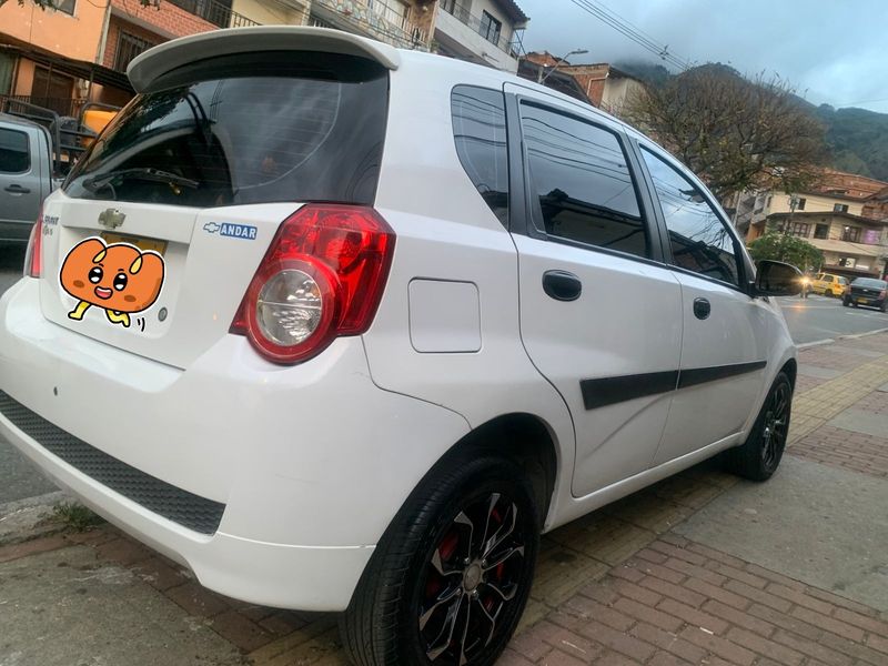 Chevrolet Aveo émotion - imagen secundaria 1