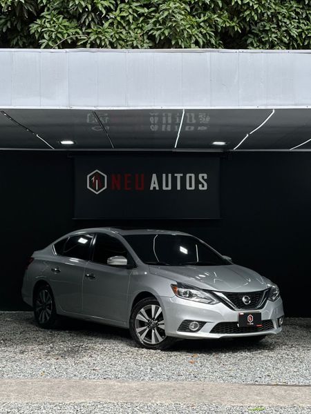 NISSAN SENTRA EXCLUSIVE 2020 - imagen 1