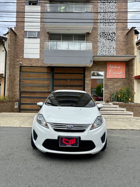 FORD FIESTA SPORTBACK - imagen secundaria 1