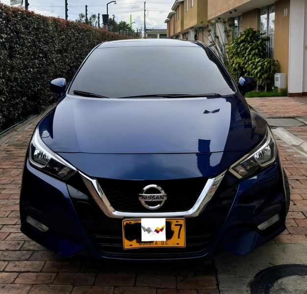 Nissan Versa 2022 - imagen secundaria 1