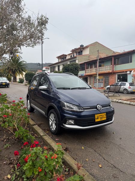 Volkswagen Crossfox 2017 1.6 mecánico - imagen secundaria 1