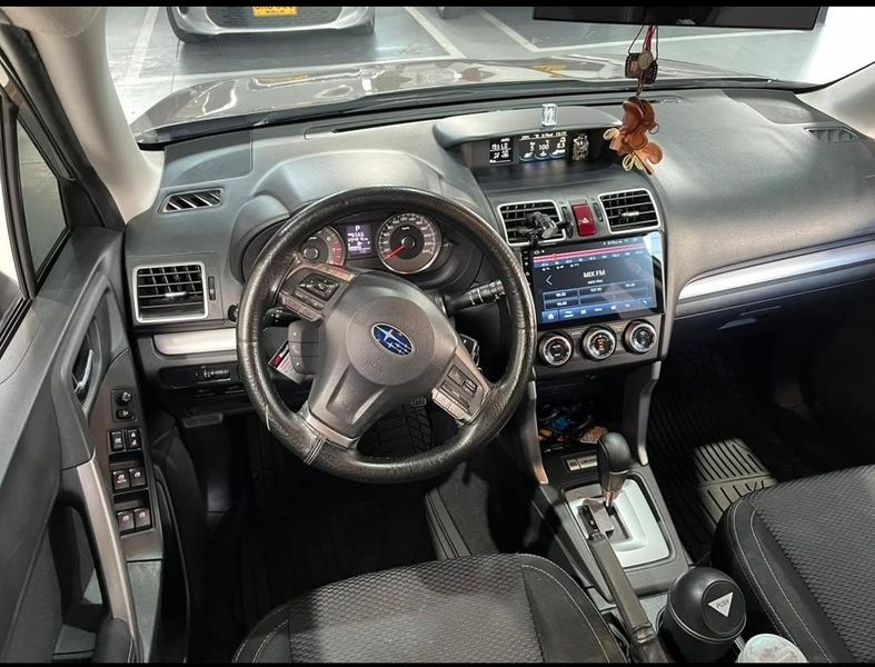 Subaru Forester Premium 2015 - imagen secundaria 2