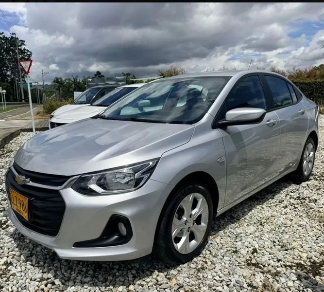 Chevrolet Onix 2023 - imagen 1