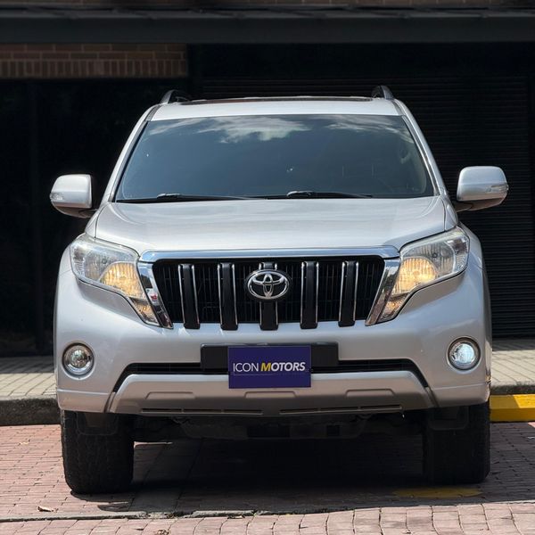 Toyota Prado TXL Diésel 2017 - imagen secundaria 1