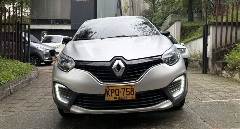 Renault Captur 2022 - imagen secundaria 1