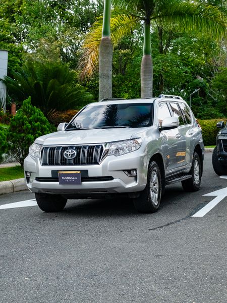 Toyota Prado TXL - imagen secundaria 2