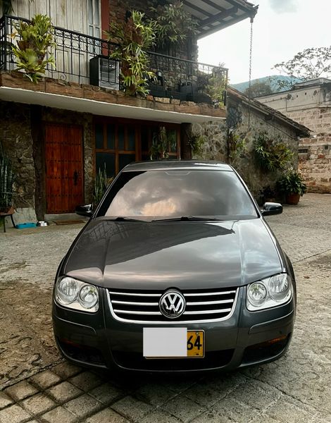 Volkswagen Jetta - imagen secundaria 1