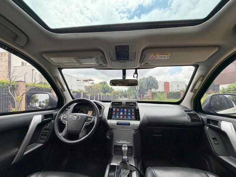 Toyota prado TXL FI 2019 - imagen secundaria 1