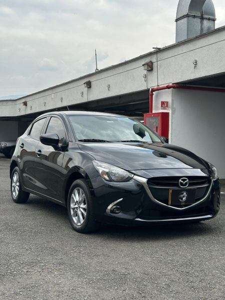 MAZDA 2 TOURING 2017 AUT - imagen secundaria 2