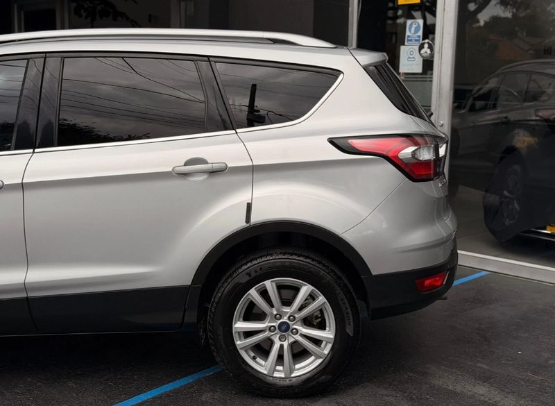 Ford Escape 2.0 Se 42 - imagen secundaria 2