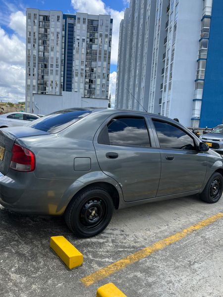Chevrolet Aveo 2010 1.6 - imagen secundaria 2