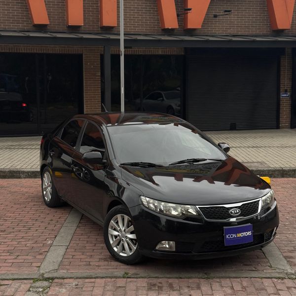 Kia Cerato Geo LX 2014 - imagen secundaria 2