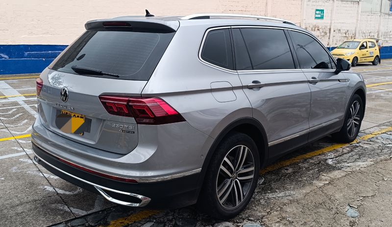 Volkswagen Tiguan elegance modelo 2023 - imagen secundaria 1