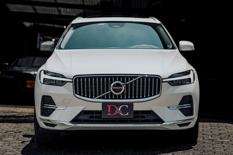 Volvo XC60 T8 Híbrido 2024 - imagen secundaria 2