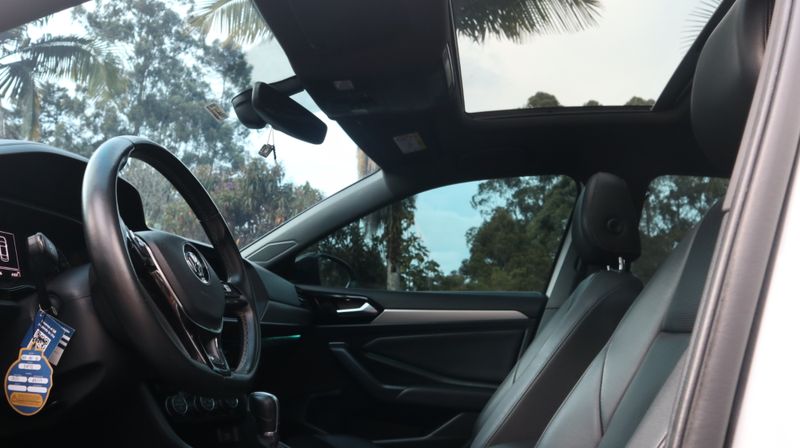 Volkswagen Jetta R-line - imagen secundaria 2