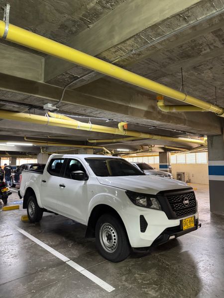 Nissan FRONTIER SE 2022 Diesel - imagen secundaria 1