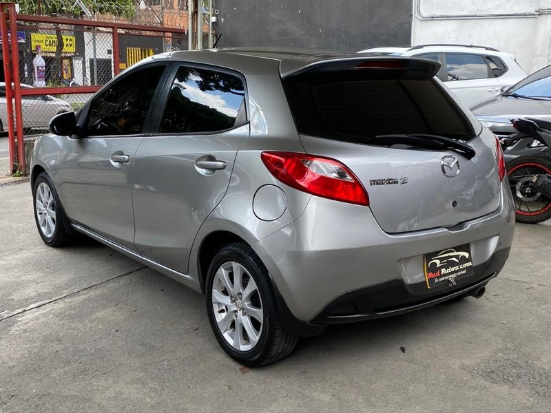 MAZDA 2 AUTOMATICO 1.5 2013 - 92.000 KMS - imagen secundaria 2