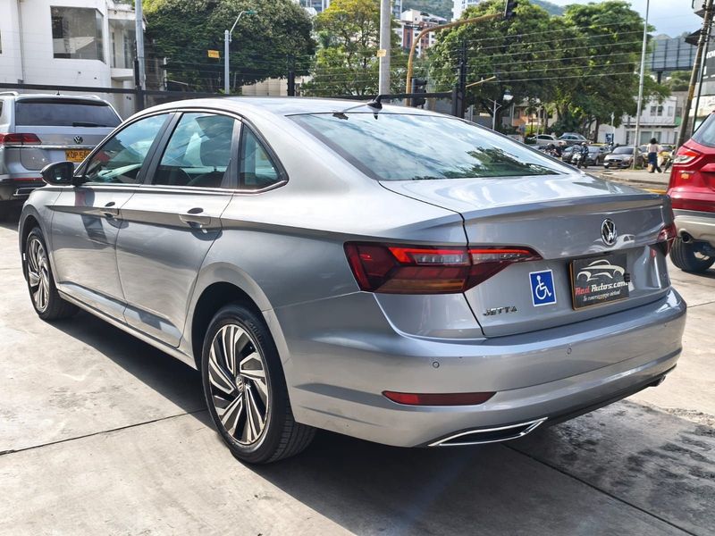 VOLKSWAGEN JETTA 2020 TSI SPORTLINE 1.4 TURBO - imagen secundaria 2