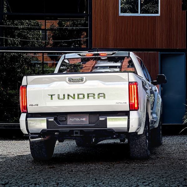 Toyota Tundra Capstone Hybrid B2 2022 - imagen secundaria 2