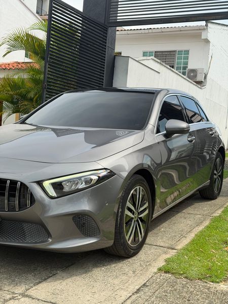 Mercedes Benz A200 2022 - imagen secundaria 1