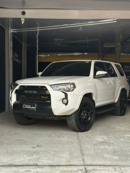 Toyota 4Runner Sr5 2017 - imagen secundaria 2