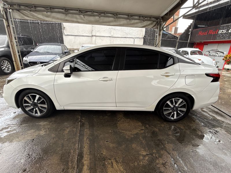 NISSAN VERSA 2022  ADVANCE 1.6 AT - imagen secundaria 1