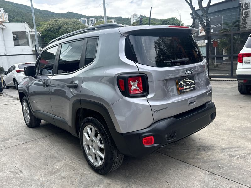 JEEP RENEGADE SPORT 1.8 MECANICO 2022 - imagen secundaria 2