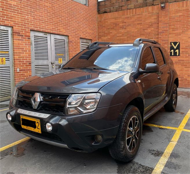 Renault DUSTER DYNAMIQUE 2.0 EDICIÓN DAKAR II - imagen secundaria 1