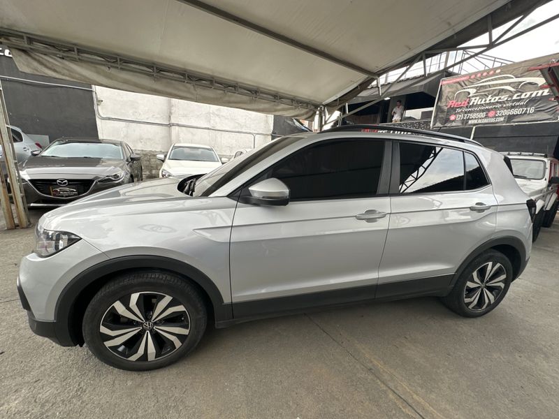 VOLKSWAGEN T-CROSS 2022 TRENDLINE 1.0 TURBO AT - POCO KM - imagen secundaria 1