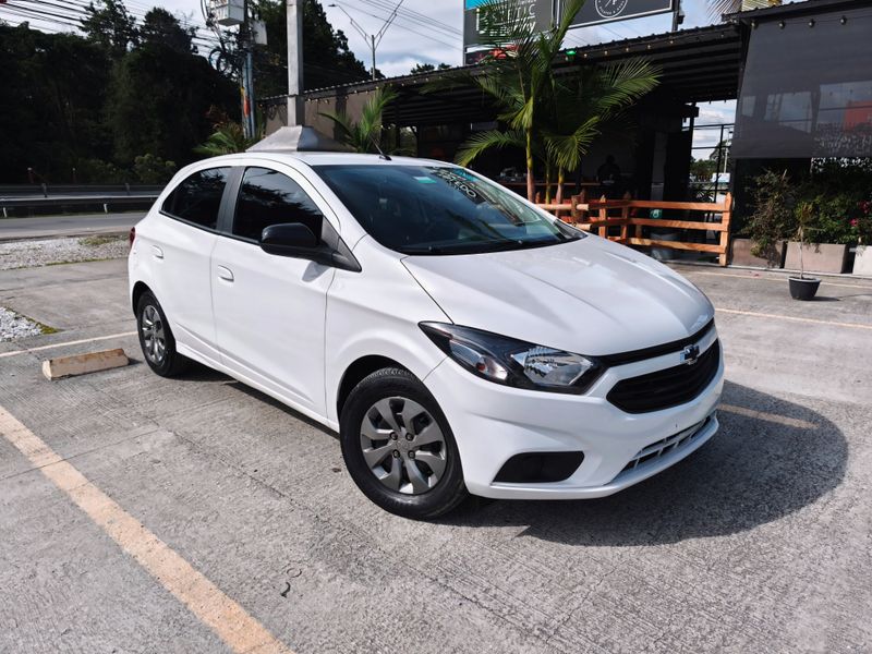 Chevrolet Joy LT HB 2024 - imagen secundaria 2