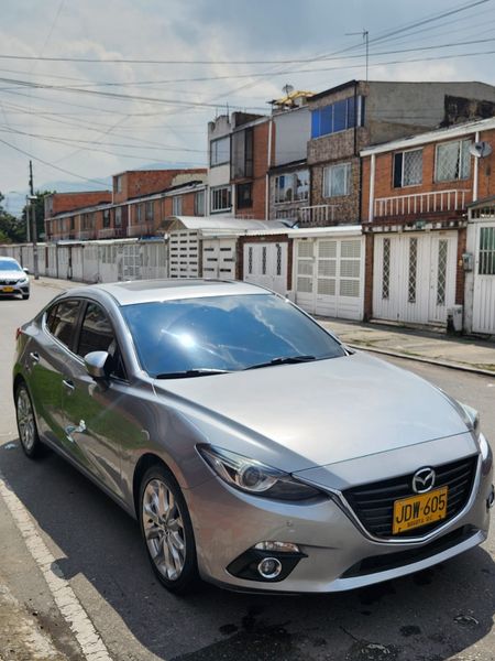 Mazda 3 grand touring 2017 - imagen secundaria 1