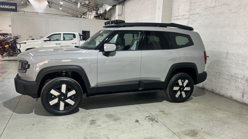 Deepal G318 Hibrida 4x4 de rango extendido. - imagen secundaria 2