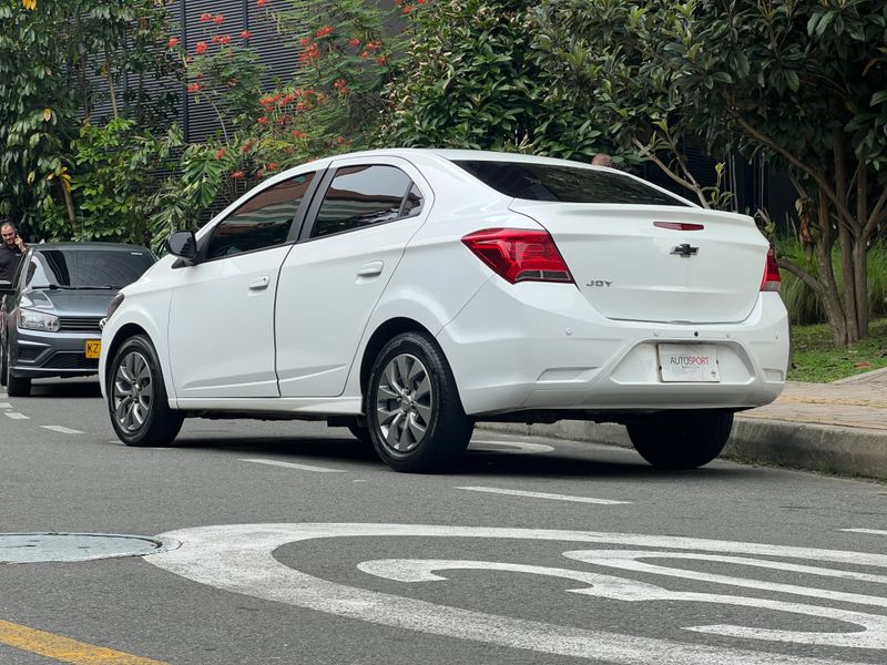 Chevrolet Joy Lt 2022 - imagen secundaria 2