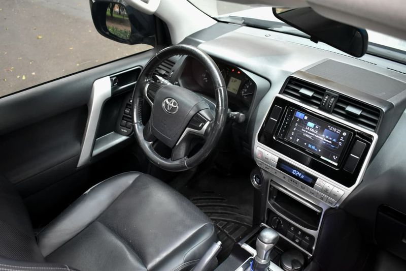 TOYOTA prado TXL DIESEL 2020 MOTOR 3.0 UNICO DUEO - imagen secundaria 1