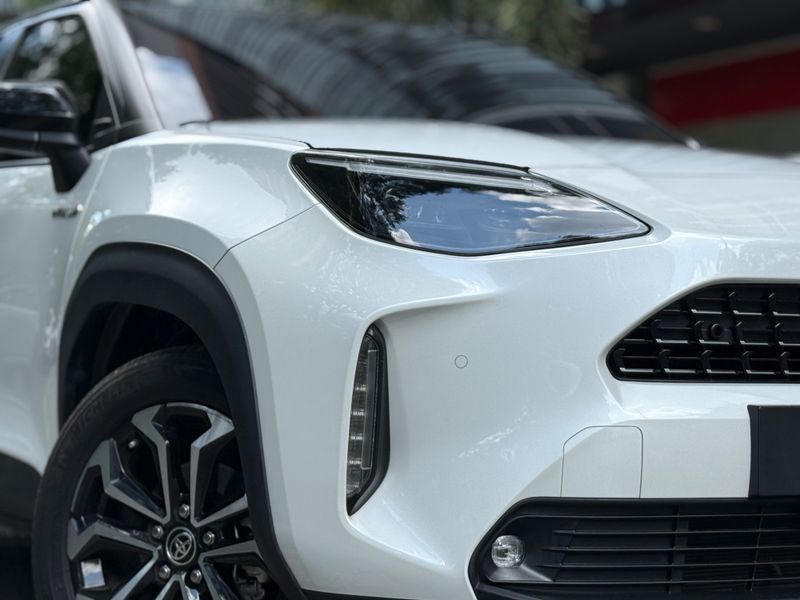 TOYOTA YARIS CROSS XLS HÍBRIDA 2024 - imagen secundaria 2