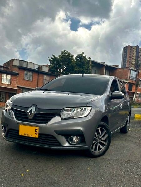 RENAULT SANDERO ZEN 2023 - imagen secundaria 1