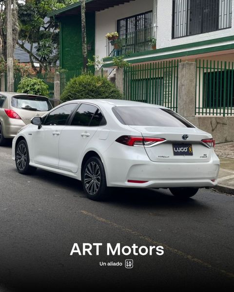 Toyota Corolla Hibrido SEG 2022 Único Dueo - imagen secundaria 2