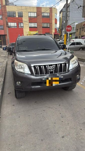 Toyota Prado TX 2013 Blindada Nivel 2 - imagen secundaria 1