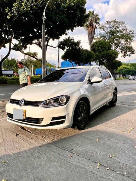 Volkswagen Golf Modelo 2015 - imagen secundaria 2