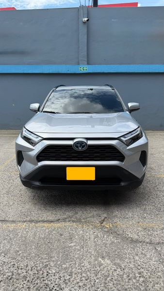 TOYOTA RAV4 XLE - imagen secundaria 1