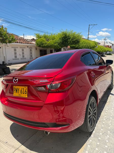 Mazda 2 Grand Touring 2025 - imagen secundaria 1