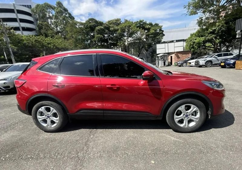 Ford Escape Se 2023 - imagen secundaria 1